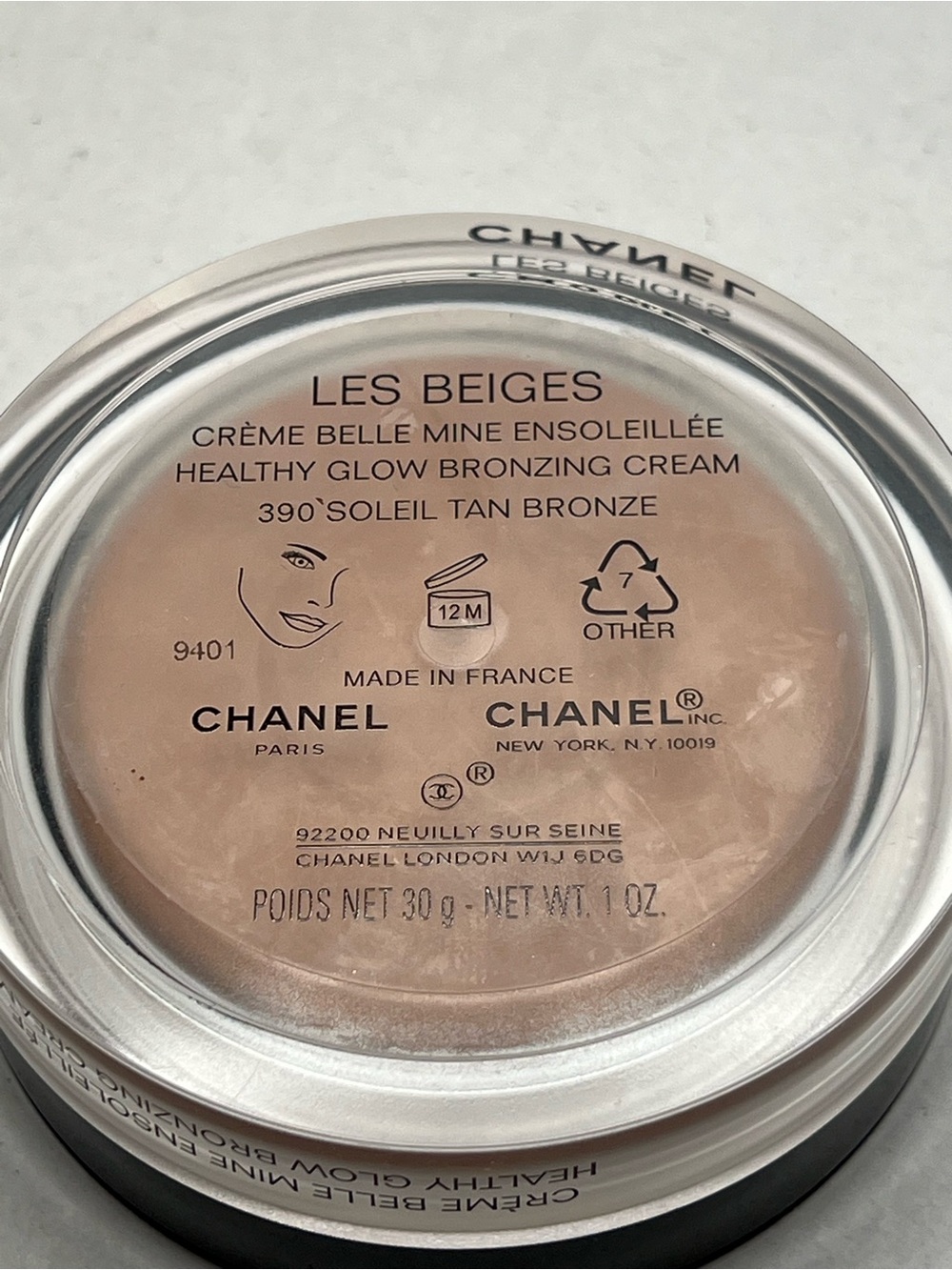 CHANEL Les Beiges Healthy Glow Bronzing Cream - Picture 5 of 12